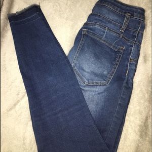 women’s jeans
